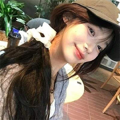 少女与海怪